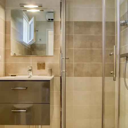 Isulita - Climatise A 400m De La Апартаменты *