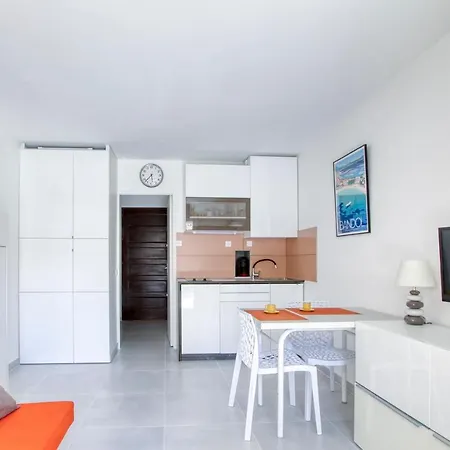 Apartment Isulita - Climatise A 400m De La Bandol
